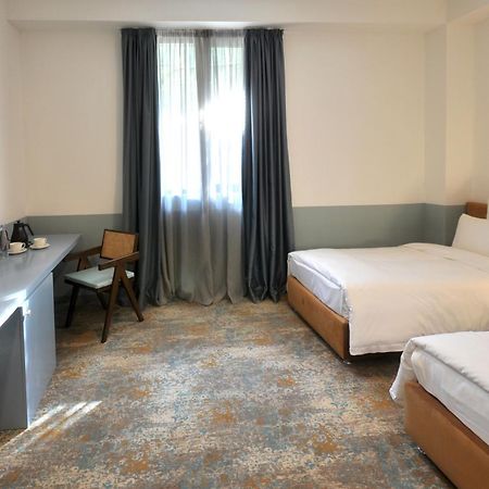 Castor & Pollux Hotel Tbilisi Eksteriør bilde