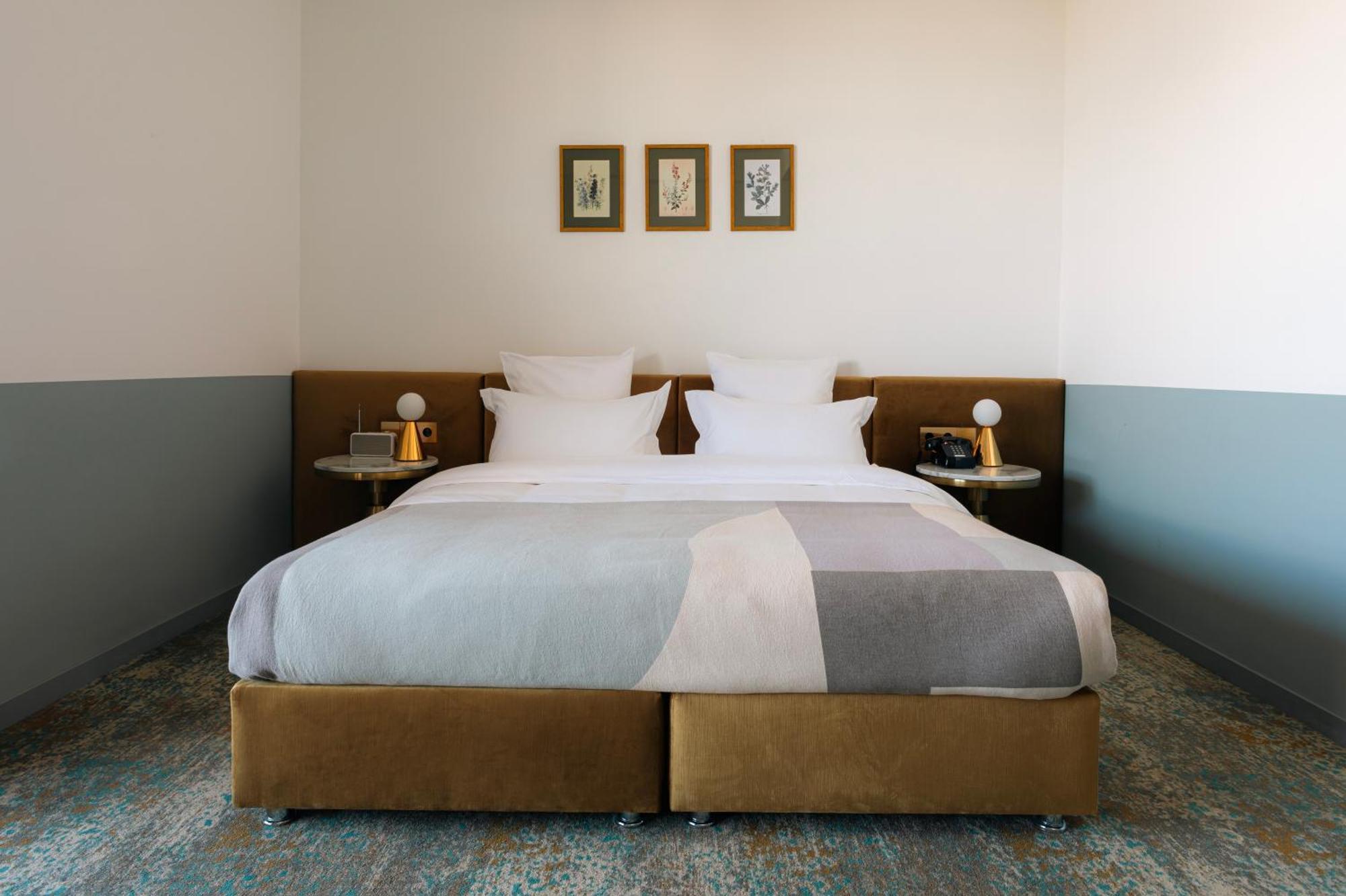 Castor & Pollux Hotel Tbilisi Eksteriør bilde