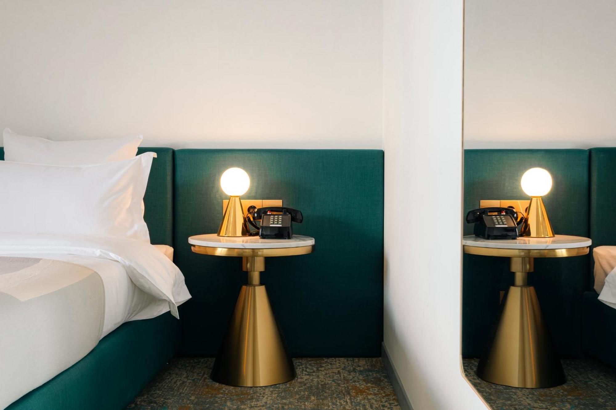 Castor & Pollux Hotel Tbilisi Eksteriør bilde