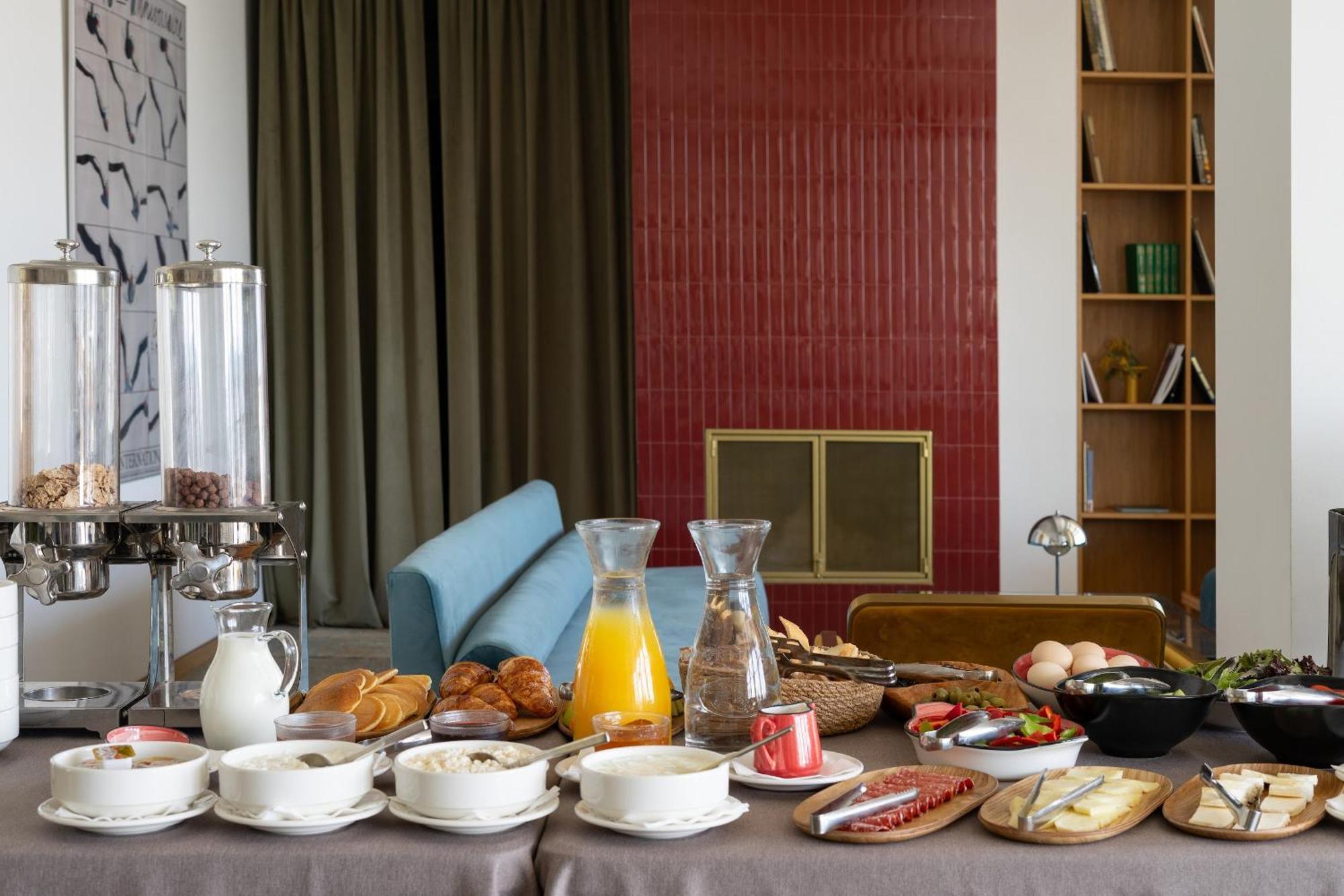 Castor & Pollux Hotel Tbilisi Eksteriør bilde