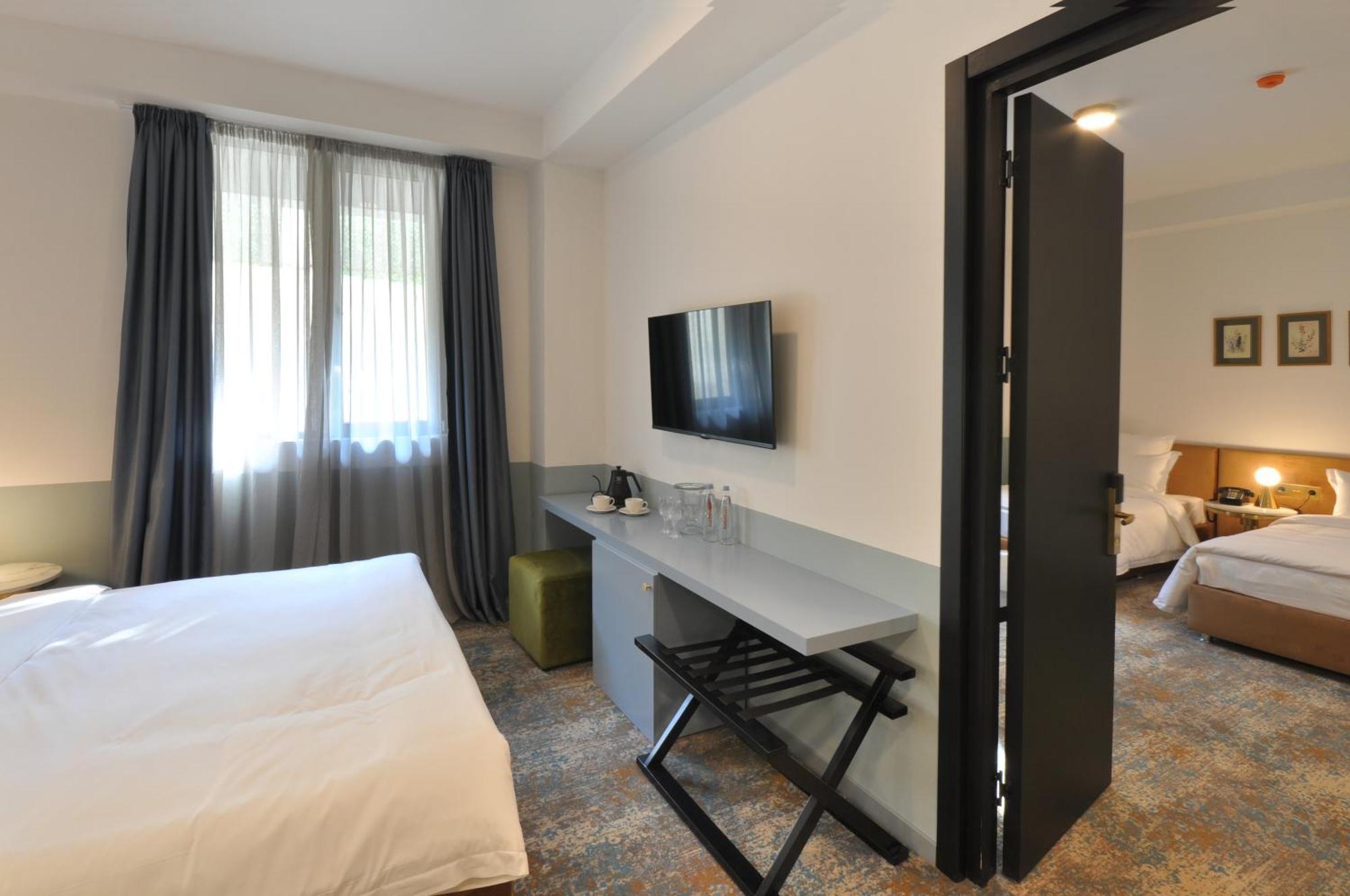 Castor & Pollux Hotel Tbilisi Eksteriør bilde